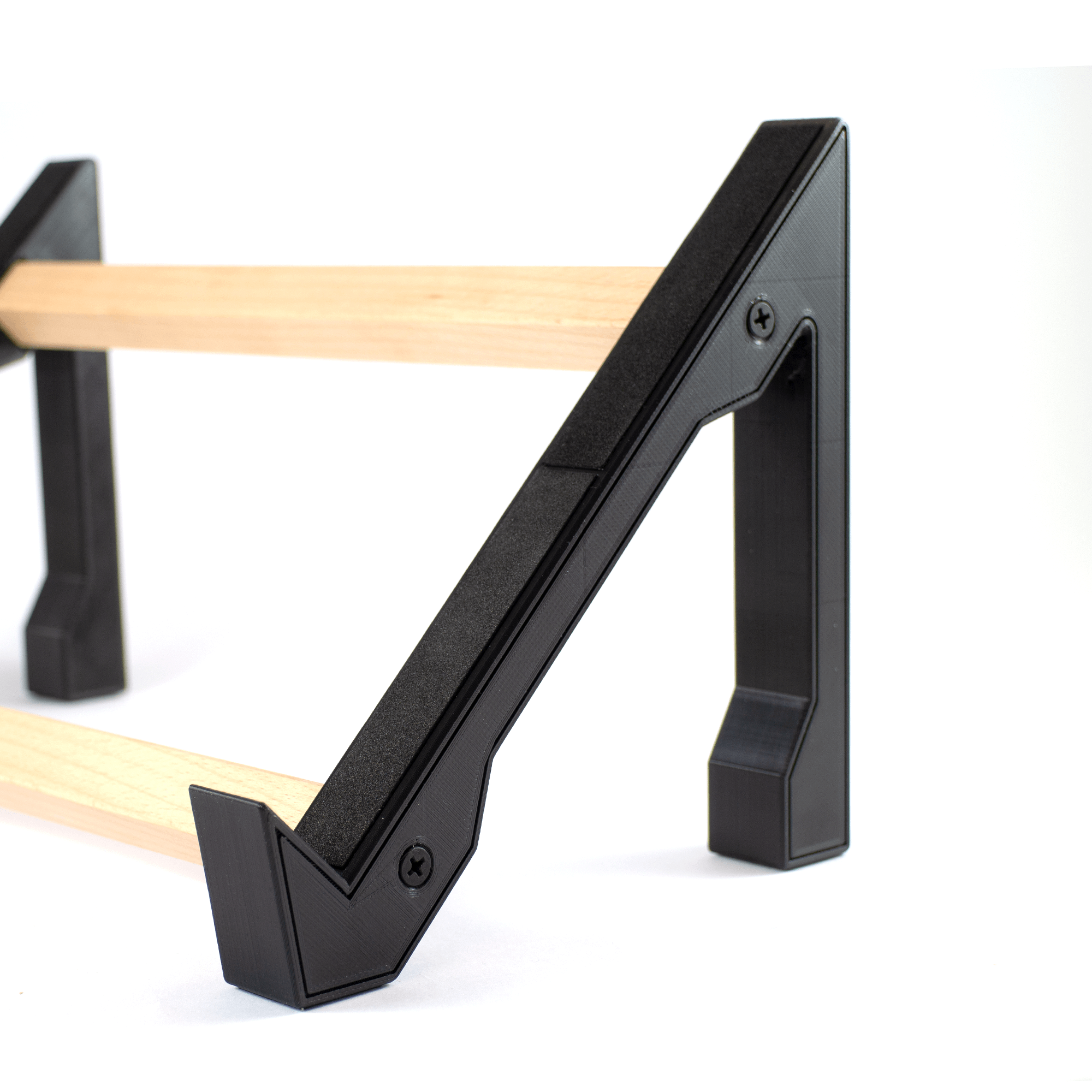 Novation Peak Stand